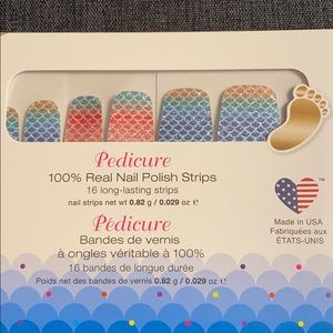 Color Street NWT Any fin goes PEDICURE